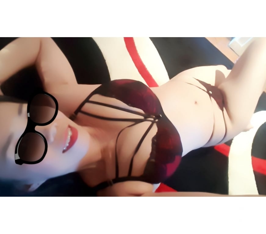 Escorts Nottinghamshire Nottingham - Photos for Independent Jasmine Thai hot oil & Tantric massage