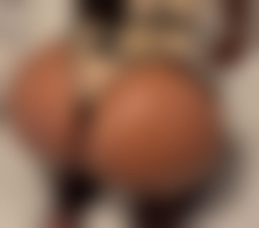 Photos for Curvy busty African Queen