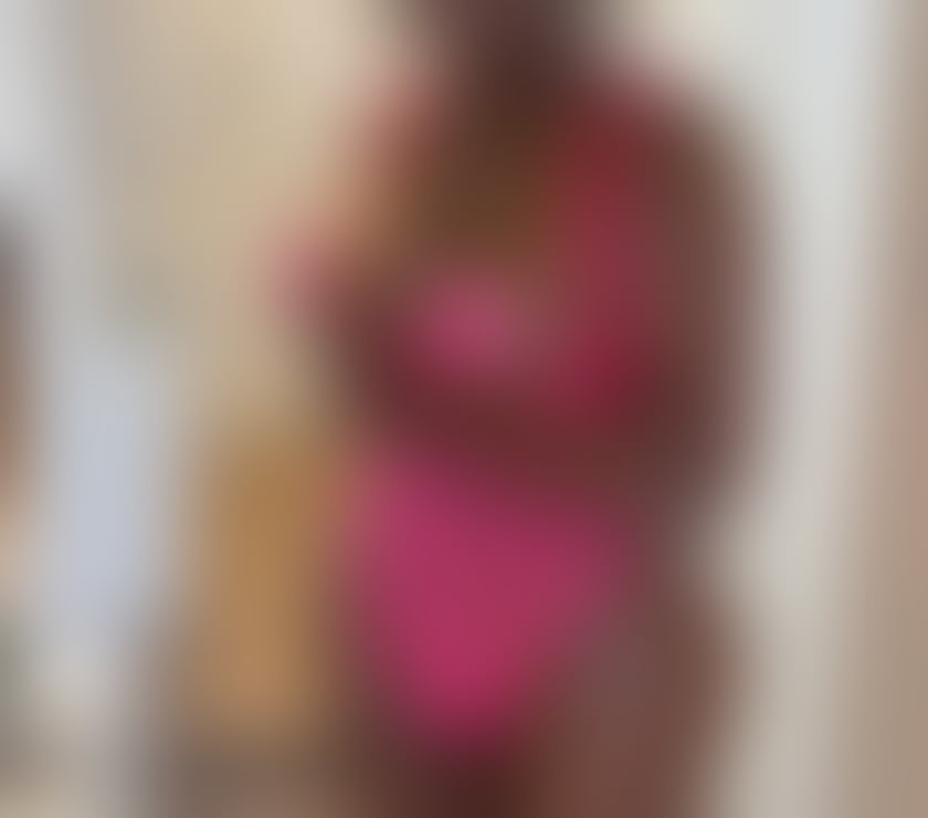 Escorts Kent Thanet - Photos for Curvy busty African Queen