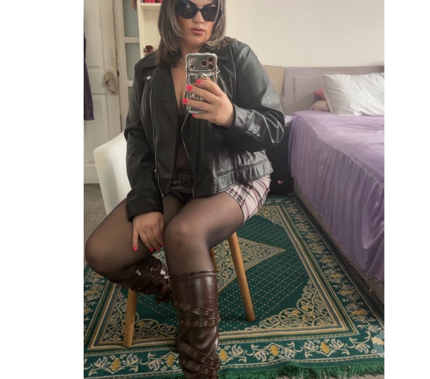 Escorts South West London Nine Elms - South West London - Photos for Luryabelagenuine