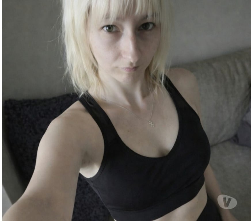 Escorts West Midlands Walsall - Photos for Hot girl Mel new in town