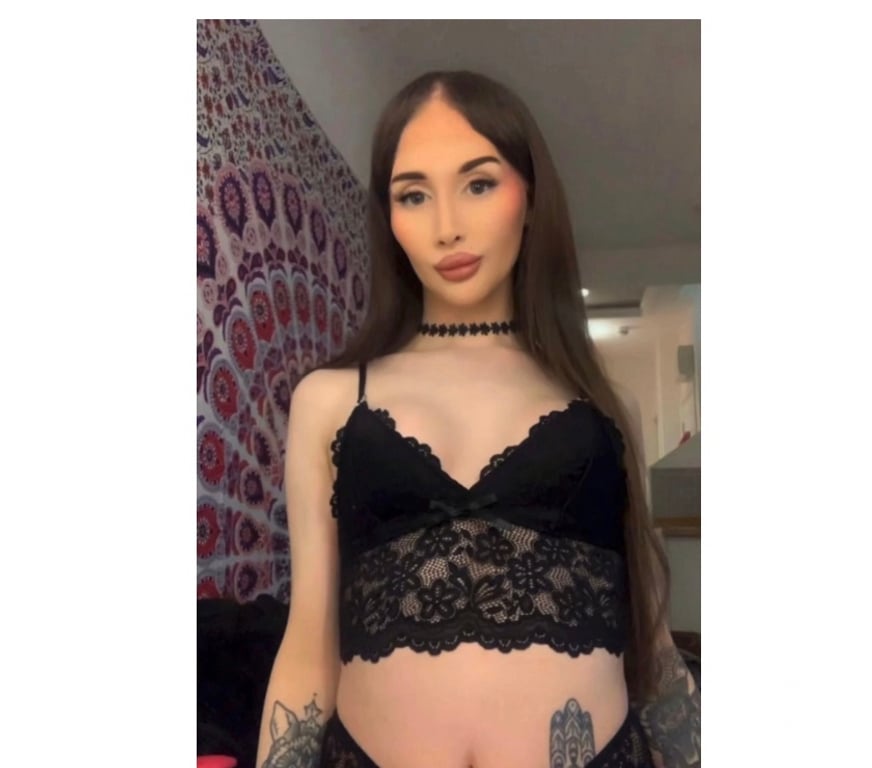 Trans Escorts West Yorkshire Leeds - Photos for sexy British ts girl AVAILABLE NOW 💕 🔥