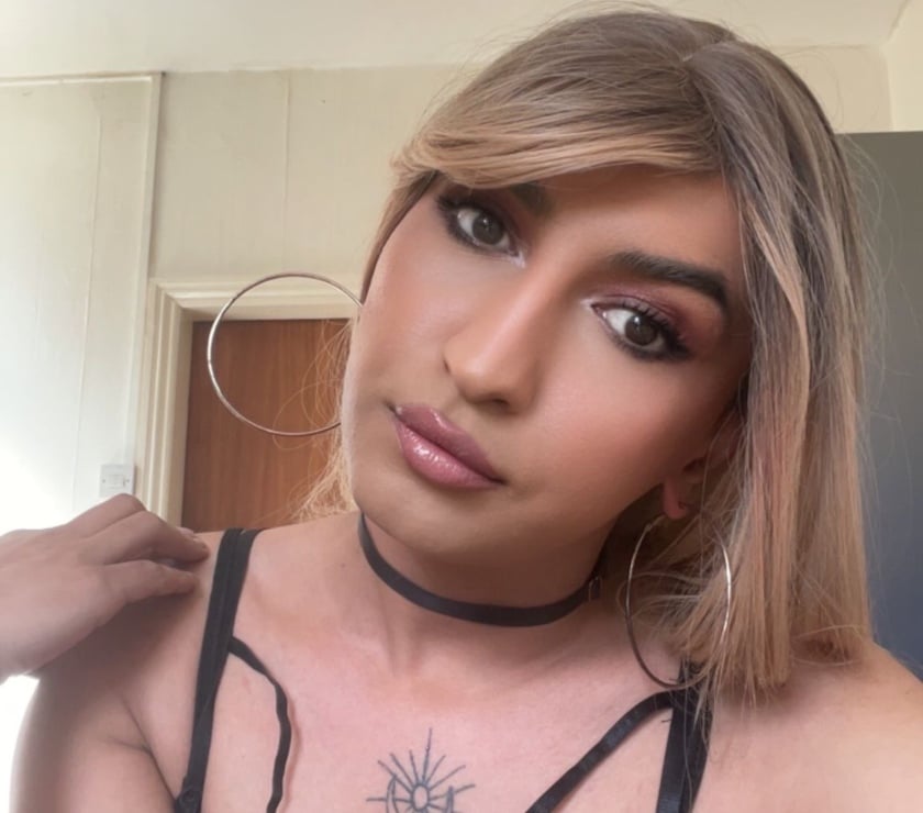 Trans Escorts Higher Broughton Salford - Photos for Mia Colombiana ts now in Manchester