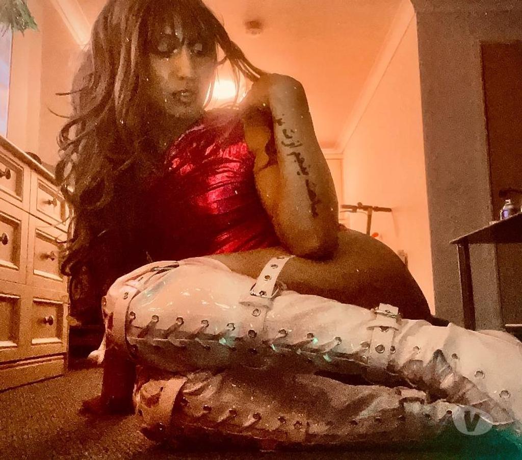 Trans Escorts Greater Manchester Salford - Photos for Mia Colombiana ts now in Manchester
