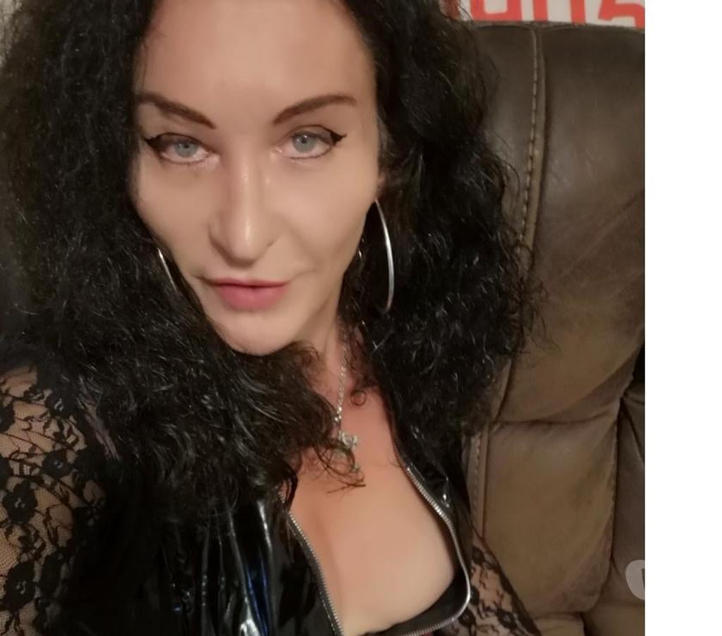 Trans Escorts Gloucestershire South Gloucestershire - Photos for 54 Year old English Mature Ts celine