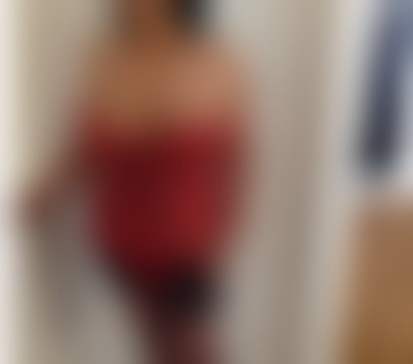  Escorts & Erotic Massage Huntingdon Huntingdonshire - Photos for Mature busty Caribbean lady in Huntingdon today ON TOUR