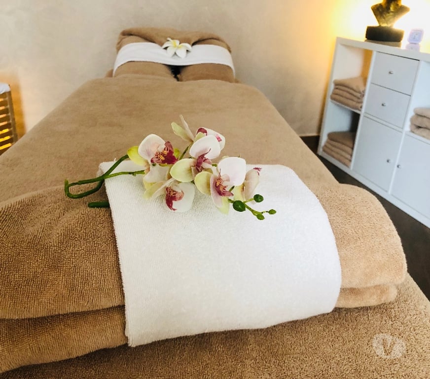 Full body massage West Midlands Birmingham - Photos for Professional Relaxation Therapy