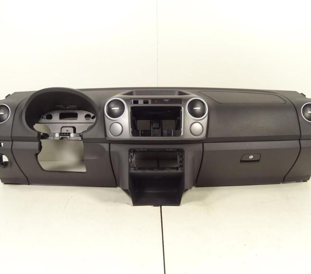 car spares Bedfordshire Luton - Photos for Left hand drive EU VW Amarok Dashboard LHD version 2011