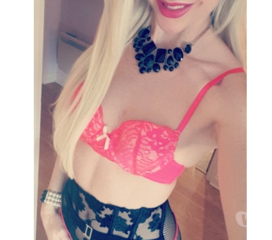 Escorts Cheshire West and Chester Chester - Cheshire West and Chester - Photos for Beautiful BRITISH model💫Luxury Escort for Polite Gents