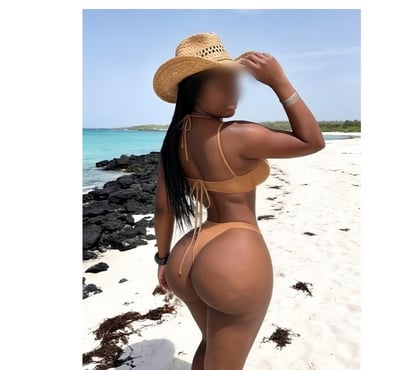 Photos for Big Ass and Busty African Queen