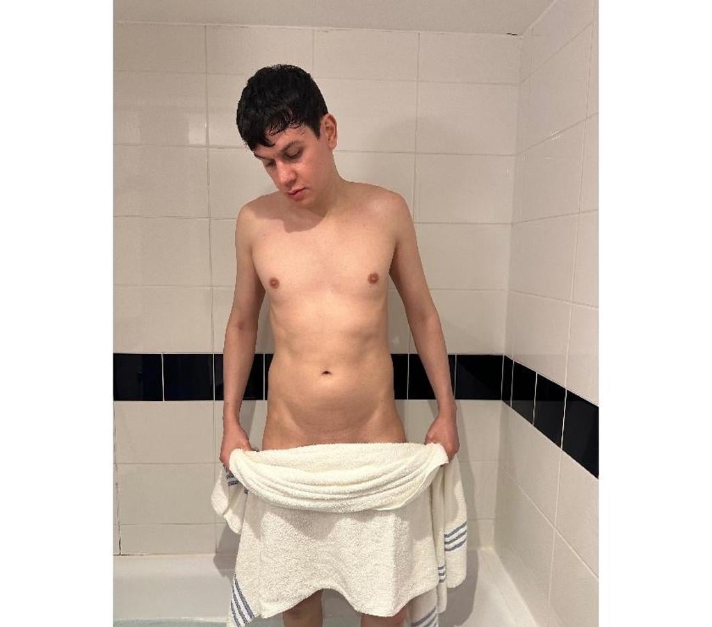  Gay massage Cumberland Carlisle Lake District Airport - Cumberland - Photos for Carlisle Horny Boy 🔥🔥🔥