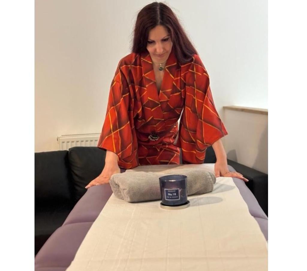 Escorts Merseyside Liverpool - Photos for Model massage therapist offering Nuru