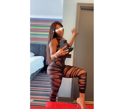 Escorts Wythenshawe Manchester - Photos for 🐈‍⬛Black Ravena (☎️07926428031) MCR airport