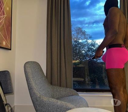 Gay Escorts Bromley by Bow East London - Photos for XXL BBC Bull for now