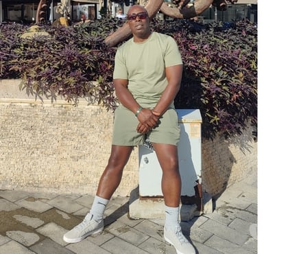 Gay Escorts Leicester City Centre Leicester - Photos for Leroy. Muscular Build. J21 M1