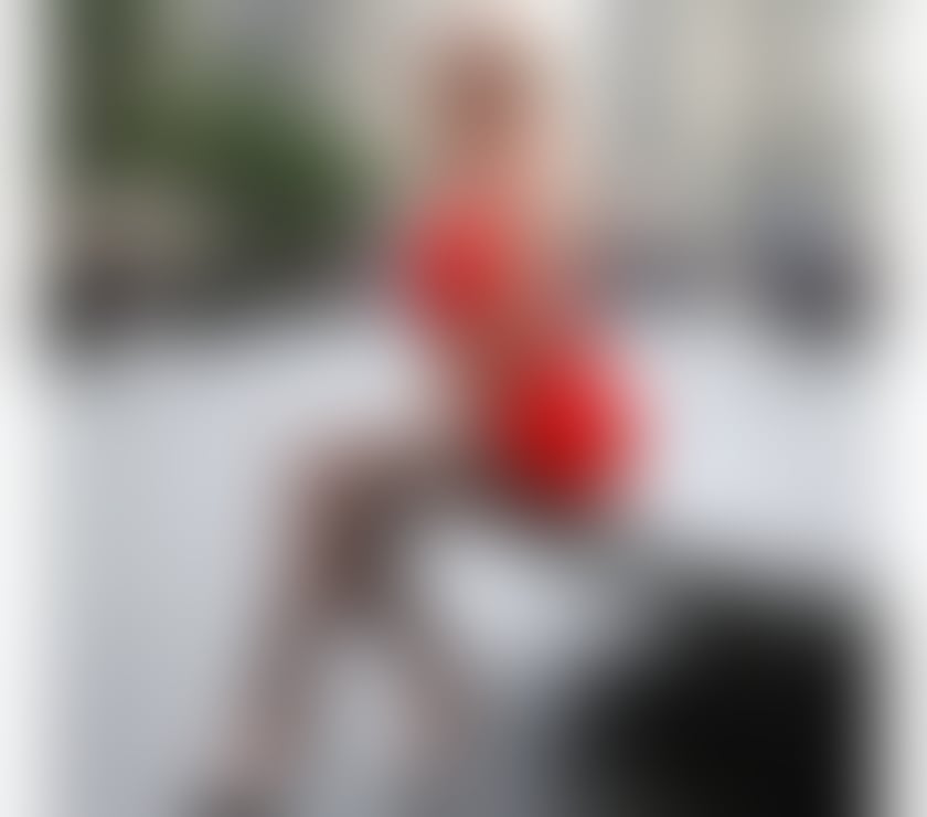 Trans Escorts Surrey Spelthorne - Photos for Sarah TV - English Trans - Incall & Outcalls