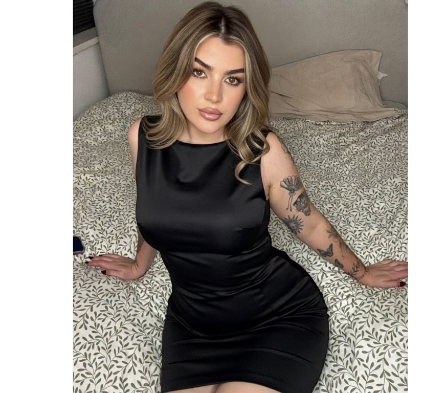 Adult Entertainment West Midlands Birmingham - Photos for FILTHY MILF ONLINE NOW 😈BLONDE BRITISH SL UT 07444346589