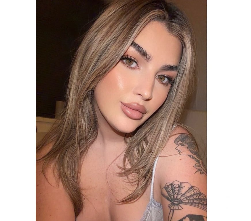 Adult Entertainment West Midlands Birmingham - Photos for CHARLOTTE CURVY BRITISH BABE ONLINE 4CALLS +447444346589