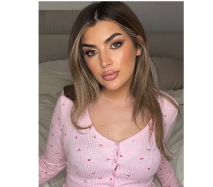 Photos for DIRTY BLONDE BRITISH SL UT.ONLINE 4 NYE FILTH. 07377866235