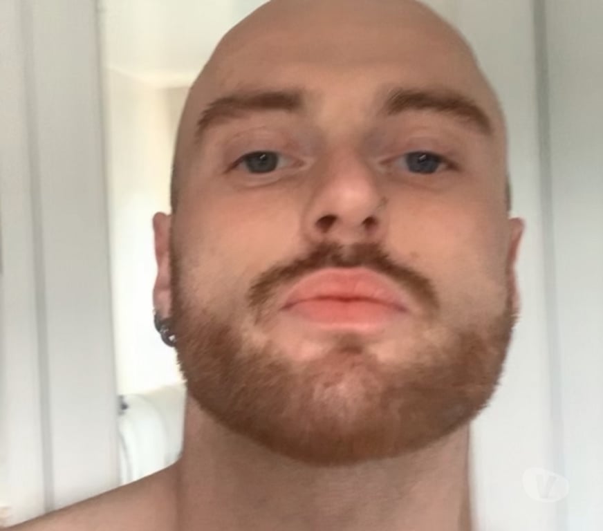  Gay massage West Yorkshire Leeds - Photos for Charlie leeds 100percent discreet
