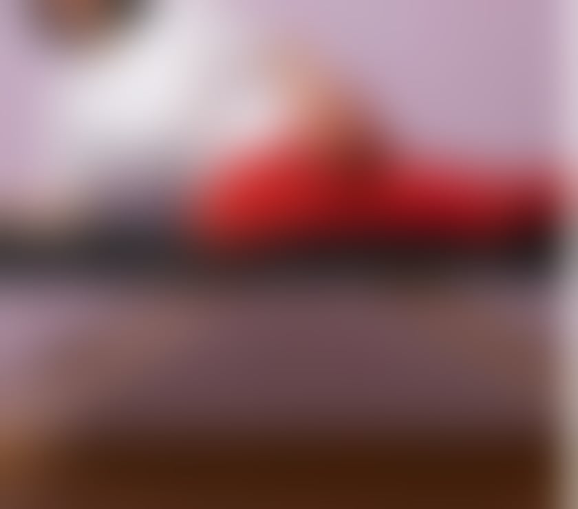 Escorts Derbyshire Derby - Photos for Slim Lady looking to meet