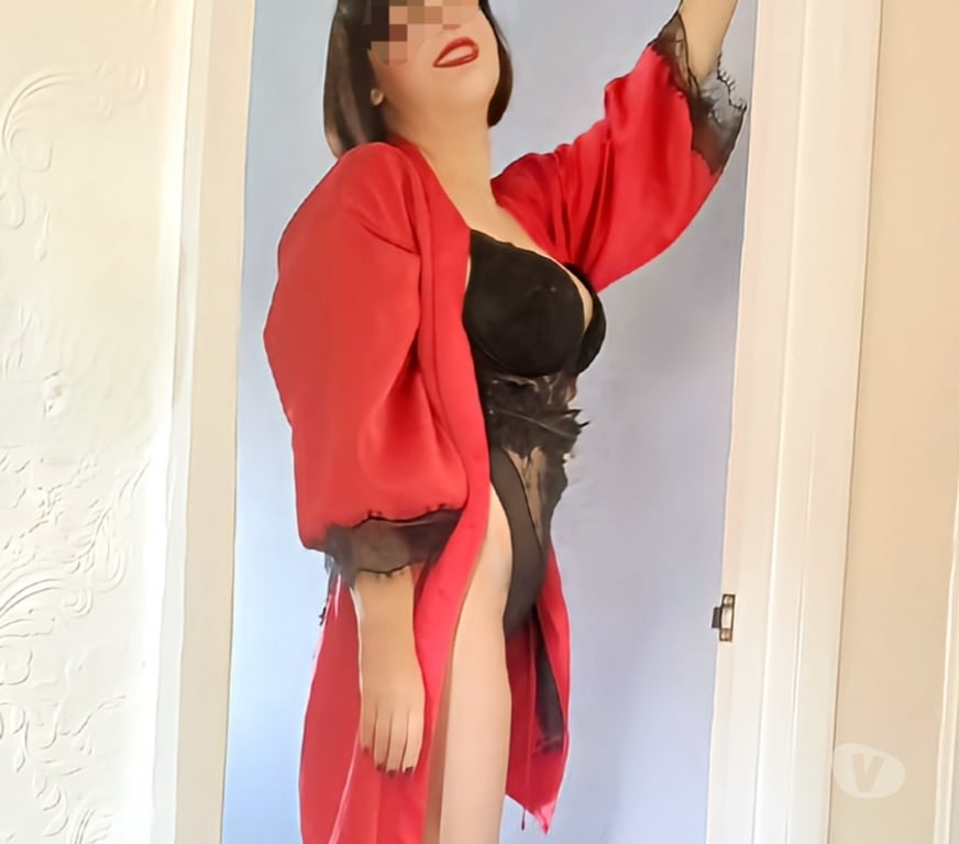 Escorts Derbyshire Derby - Photos for Slim Lady looking to meet