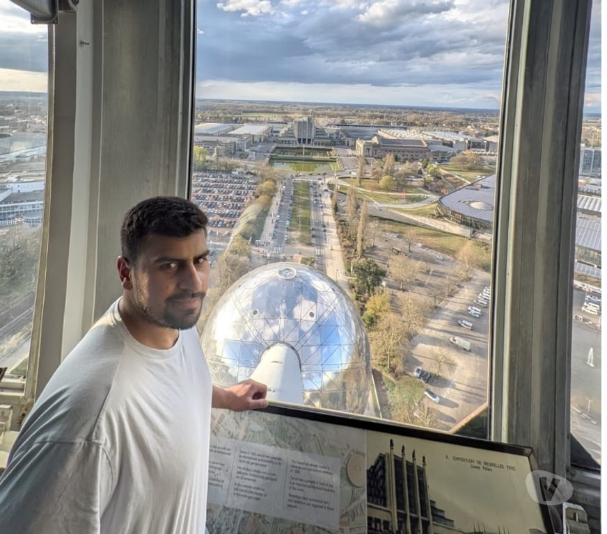 Escorts West London Shepherd`s Bush - West London - Photos for INDIAN MALE ESCORT OUTCALL FOR WOMEN ONLY