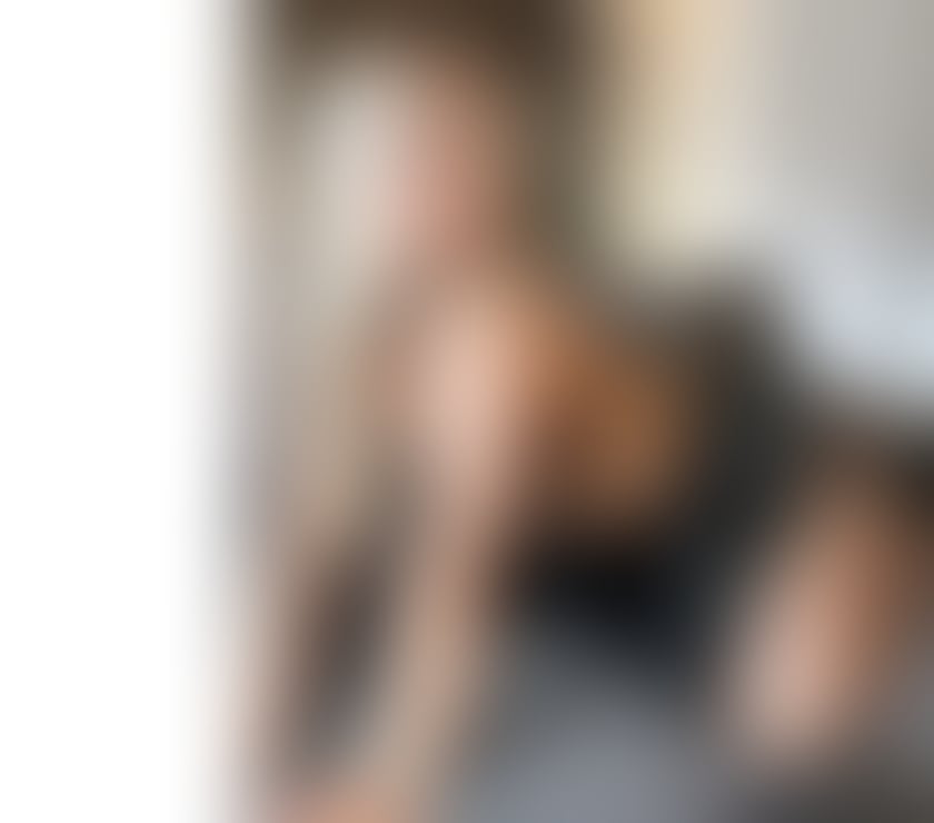 Escorts Waddon South East London - Photos for Anays I love kiss and spend🌹🎉🫶