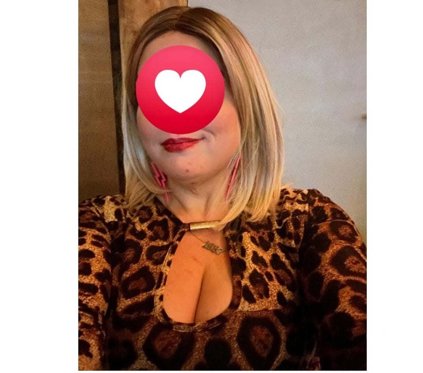 Adult Entertainment Greater Manchester Stockport - Photos for BEE Hairy amateur ENGLISH milf £10 deal