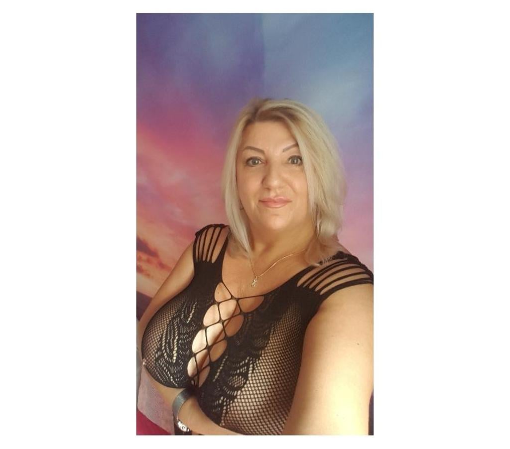 Escorts Essex Brentwood - Photos for SWEET DIANA MILF