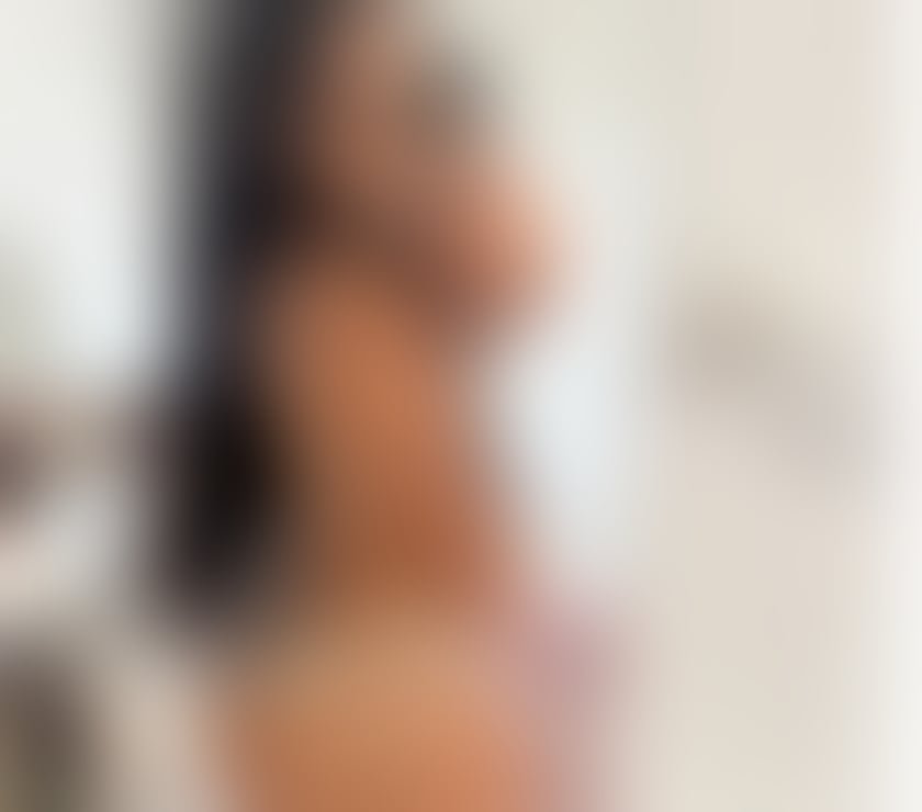 Escorts East London Heron Quays - East London - Photos for Bianca the dream girlfriend