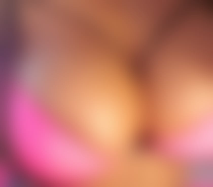 Escorts Greater Manchester Salford - Photos for Lola hot inside and outside