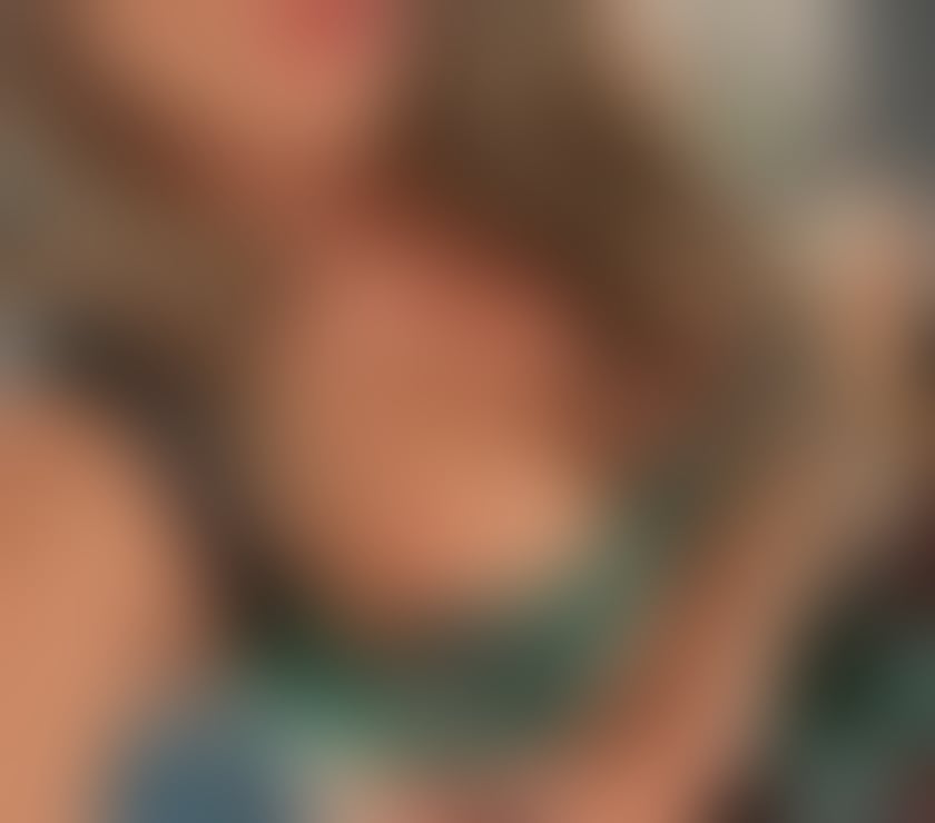 Escorts Slough Farnham Royal - Slough - Photos for Laura New Brazilian 100% real photos .Outcall London