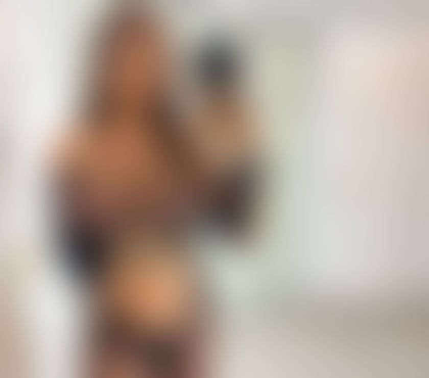 Escorts Edgware Road West London - Photos for Laura New Brazilian 100% real photos .Outcall London