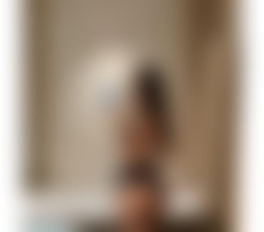 Escorts London Heathrow Airport Hillingdon - Photos for Laura New Brazilian 100% real photos .Outcall London
