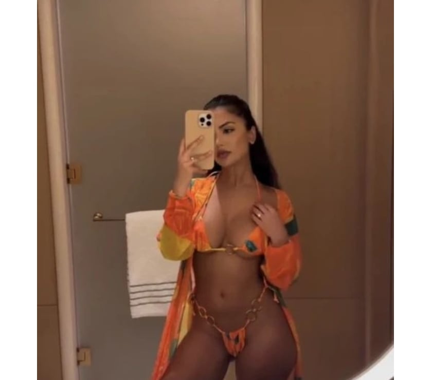 Escorts Slough Farnham Royal - Slough - Photos for Discreet & Elegant 🌸 London’s Finest Companion 💫