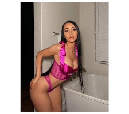 Russian Escorts Wood Green North London - Photos for Discreet & Elegant 🌸 London’s Finest Companion 💫