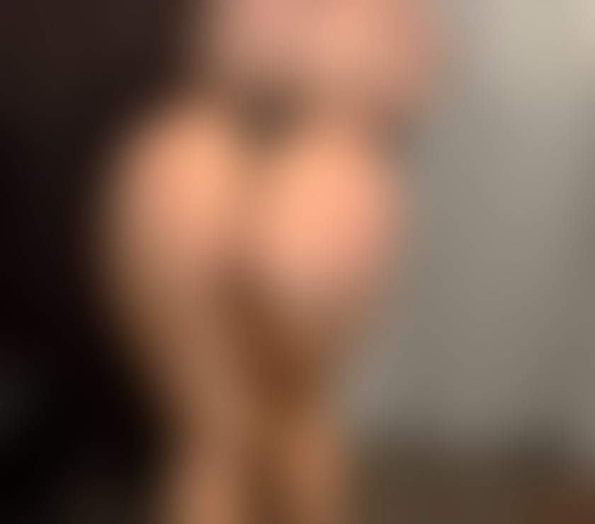 Escorts Cardiff Canton - Cardiff - Photos for naughty Milf Sadie xxxx