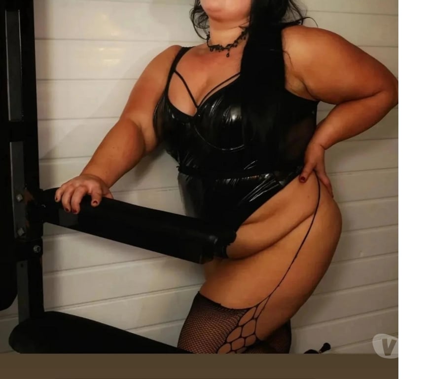 Escorts Cardiff Canton - Cardiff - Photos for naughty Milf Sadie xxxx