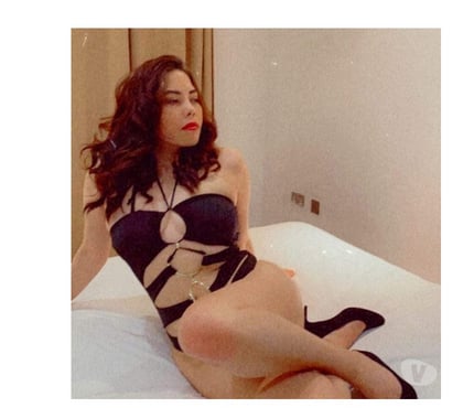 Escorts and Massages Salisbury Wiltshire - Photos for MILY party GIRL body & body massage 🧜‍♀️🍾🎊