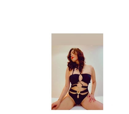 Escorts and Massages Salisbury Wiltshire - Photos for MILY Hils girl friend experience party girl ♥️🍒