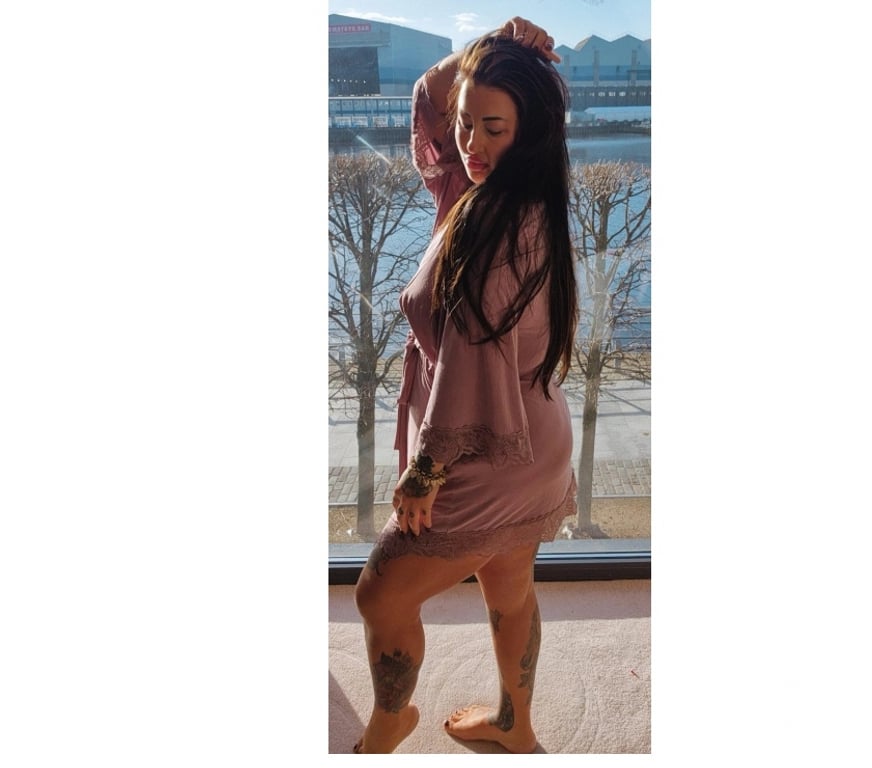 Escorts North Yorkshire Hornbeam Park - North Yorkshire - Photos for Curvy kinky Yorkshire girl