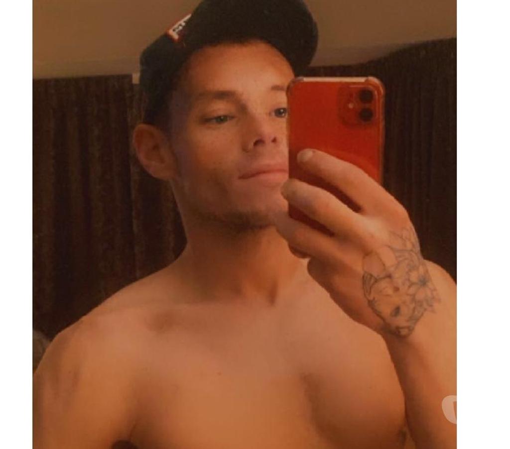 Gay massage West Midlands Wolverhampton - Photos for the only gay in the city
