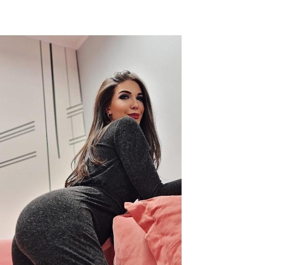 Trans Escorts Antrim and Newtownabbey Belfast - Antrim and Newtownabbey - Photos for Alicia , its my first time in Belfast ! City center! 💖