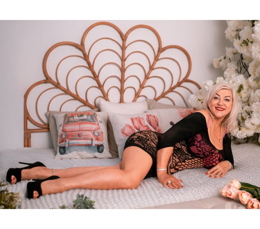 Escorts Essex Basildon - Photos for SWEET MILF DIANA