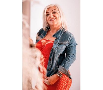Escorts Laindon Basildon - Photos for SWEET MILF DIANA