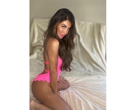 Escort Navestockside Brentwood - Photos for 100% ENGLISH GLAMOUR MODEL FUN AND FLIRTY PARTY GIRL