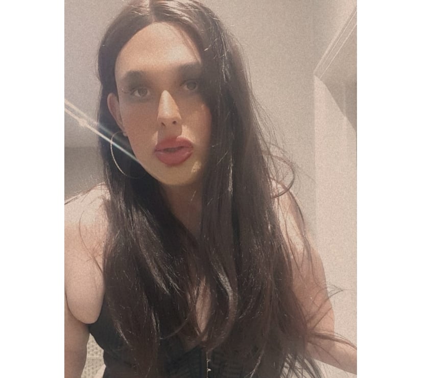 Trans Escorts North London Finsbury Park - North London - Photos for Transgender Laura BIG NATURAL BUBBLE BUTT SEXY CURVES