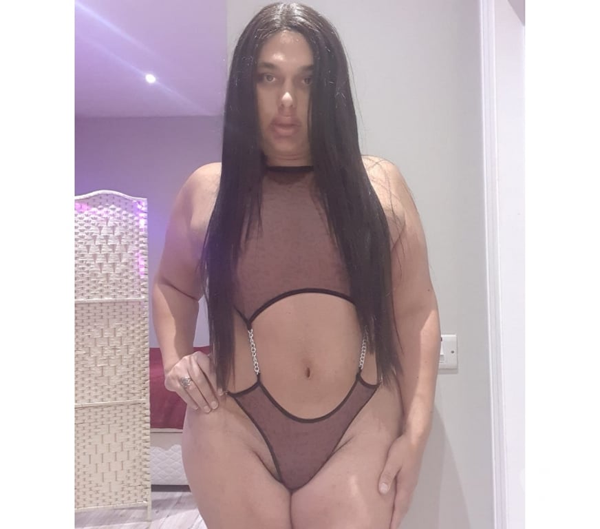 Trans Escorts North London Finsbury Park - North London - Photos for Transgender Laura BIG NATURAL BUBBLE BUTT SEXY CURVES