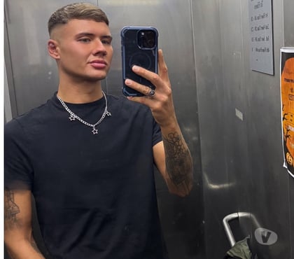 Gay escorts Lowfield Heath Crawley - Photos for Gay escort West Sussex